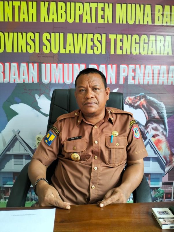 Kepala Dinas Pu Muna Barat, Unding,S.Hut, M.TP